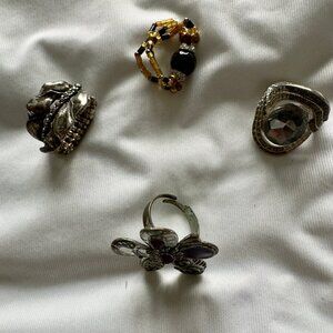 Women's rings, costume jewelry, adjustable size rings